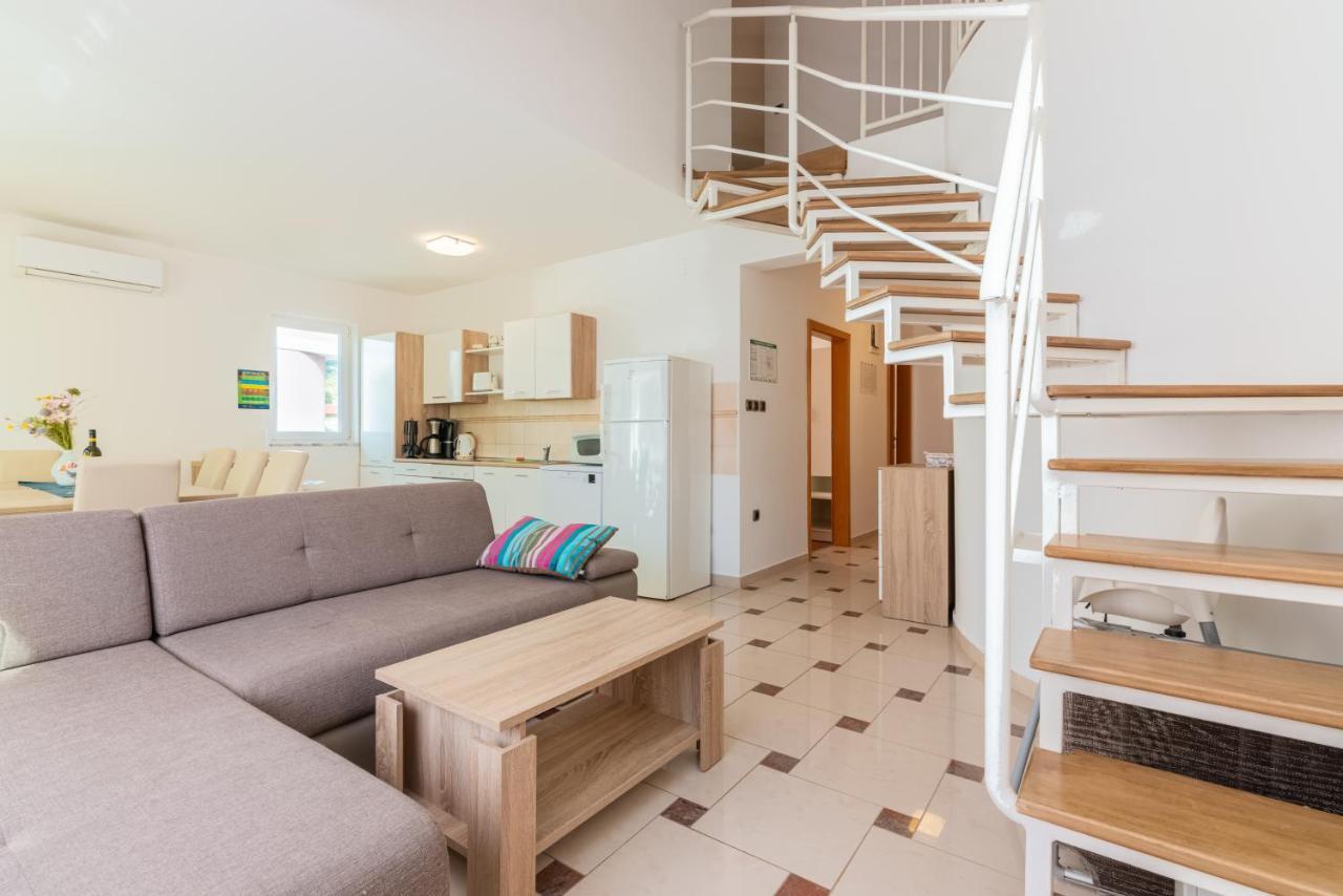 Apartment Lovorka 5 Baška Kültér fotó