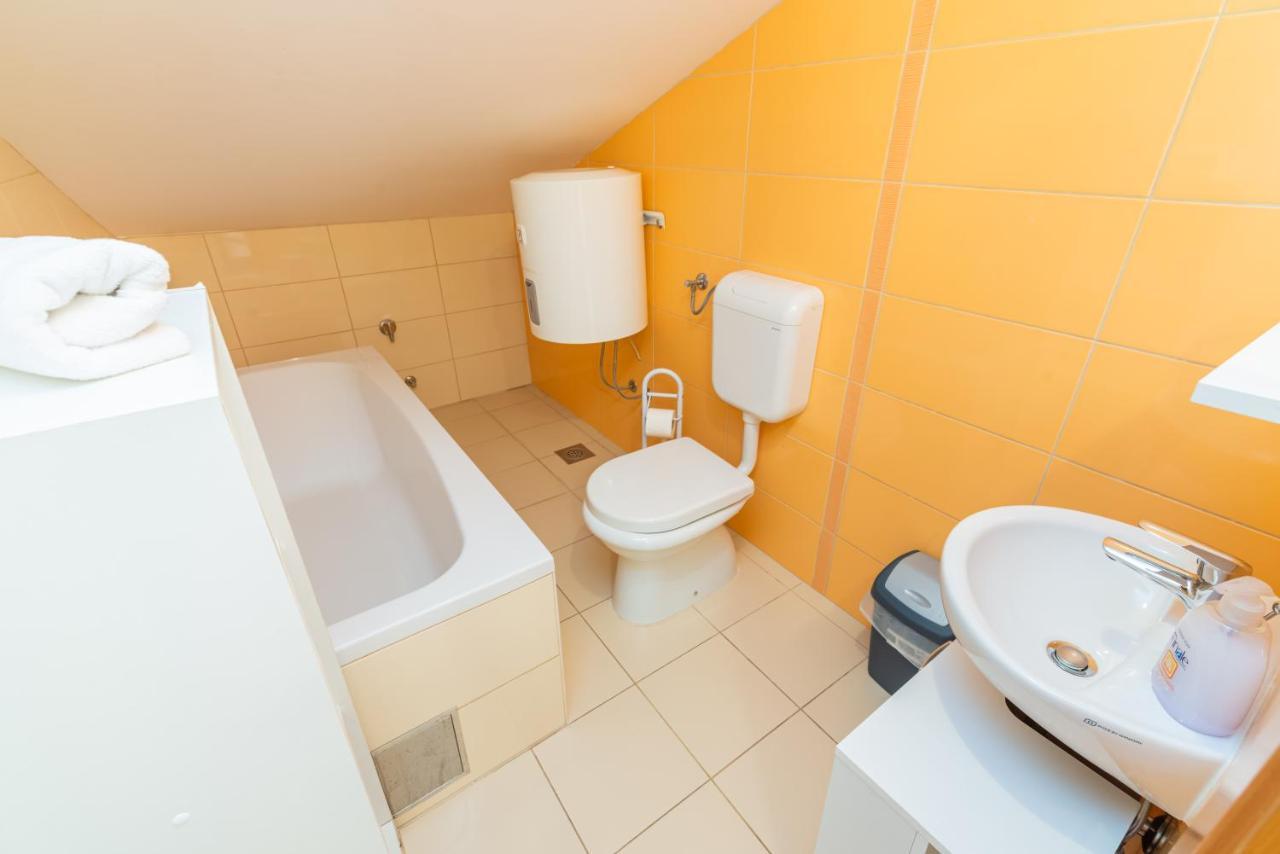 Apartment Lovorka 5 Baška Kültér fotó